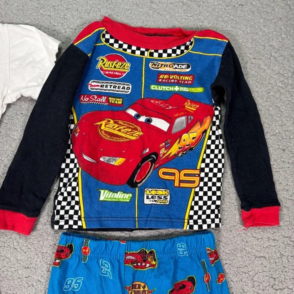 Cars Size 2T Lightning McQueen Lot‎ 4 Disney Pajamas T-shirt Shorts Kachow VTG